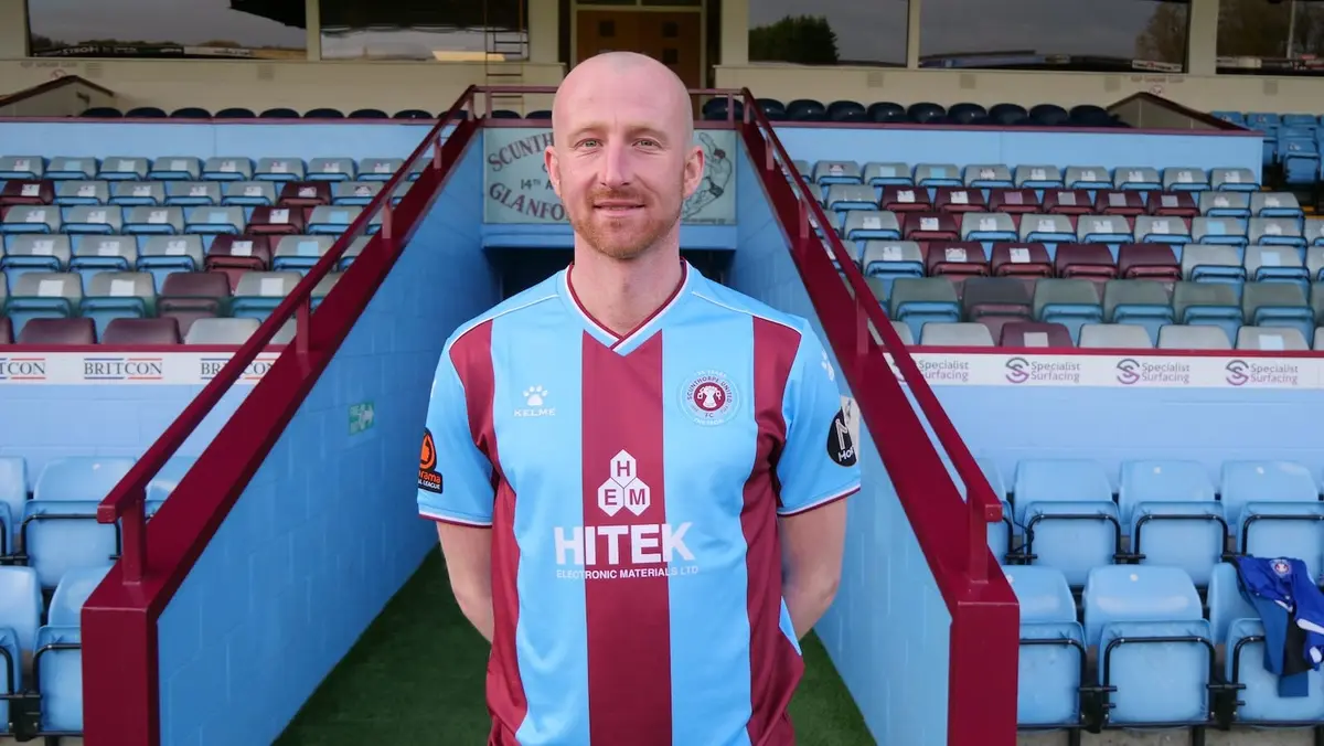 VIDEO: Reaction from Mark Beck as he becomes Iron's latest recruit