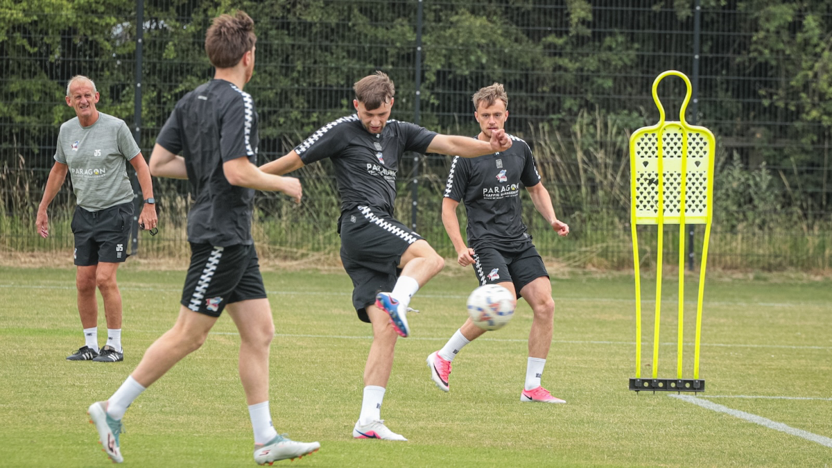 Open training session on the HITEK training ground at 1pm on Sunday