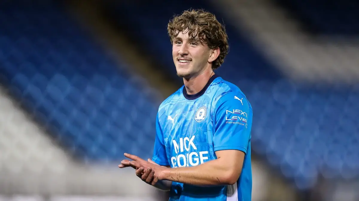 Iron welcome Oliver Rose on loan from Peterborough United