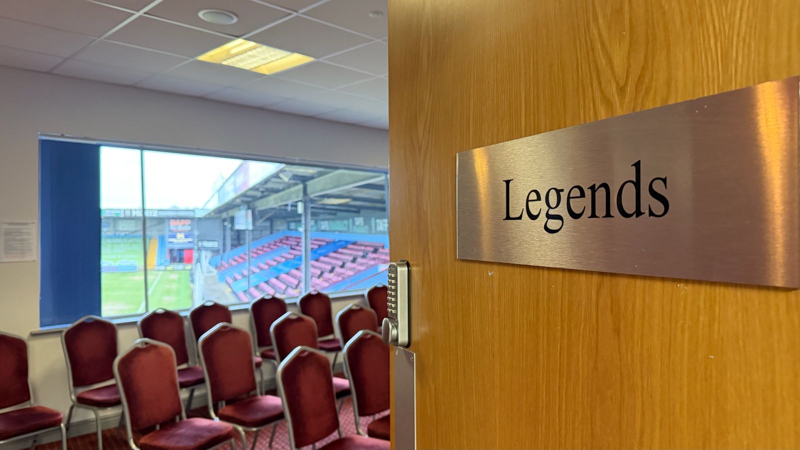Legends Lounge