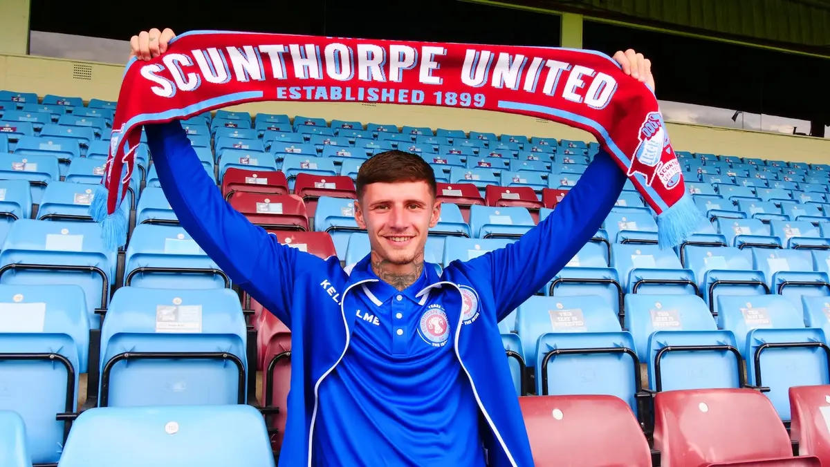VIDEO: Reaction to joining the Iron from defender Brad Nicholson