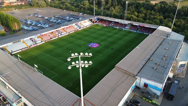 Glanford Park Record: 9,077