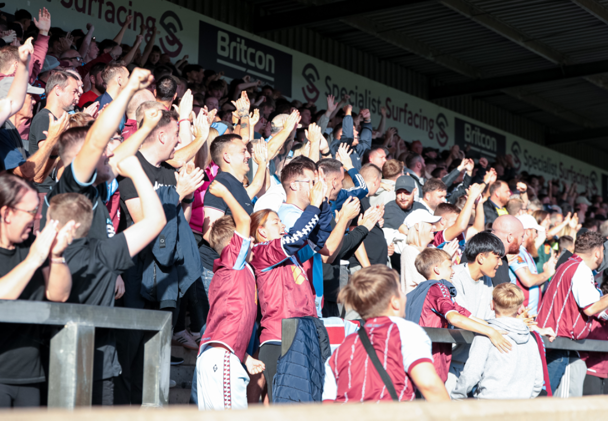 Gallery: Hartlepool United (H) - Steve Hope — photo 129