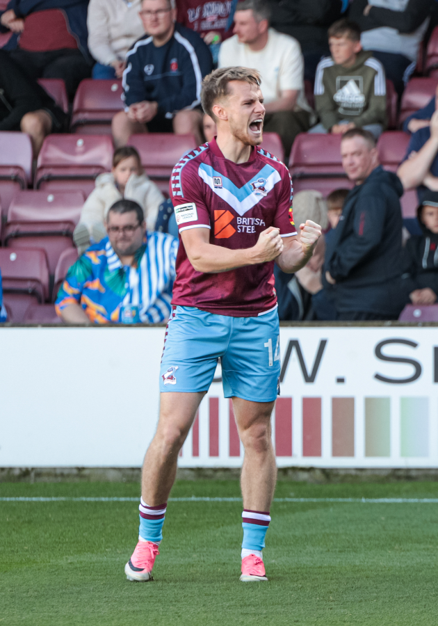 Gallery: Hartlepool United (H) - Steve Hope — photo 70