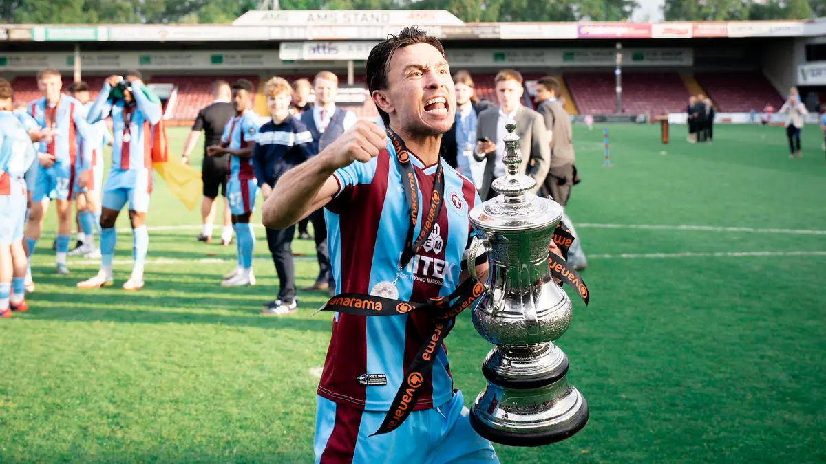Michael Clunan returns to King's Lynn Town