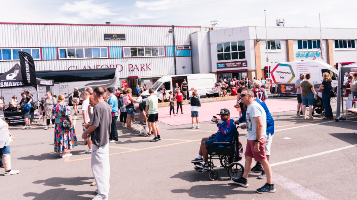 Gallery: Iron Legends v Manchester United Legends - Michael AC Braithwaite — photo 36