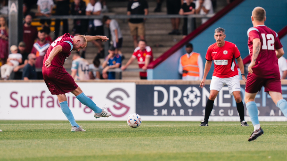 Gallery: Iron Legends v Manchester United Legends - Michael AC Braithwaite — photo 22