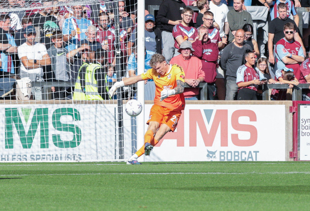Gallery: Hartlepool United (H) - Steve Hope — photo 43