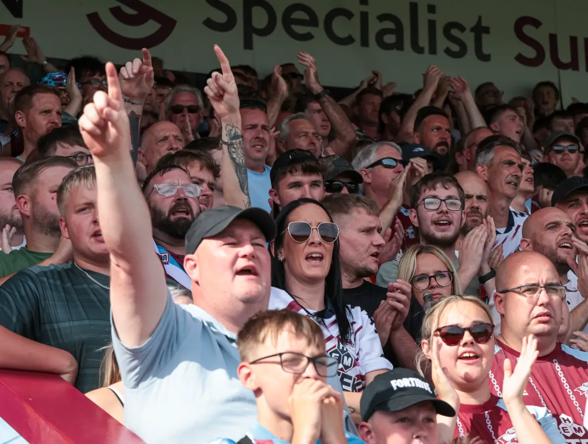 Gallery: Yeovil Town (H) - Steve Hope - August 8th, 2026 — photo 110