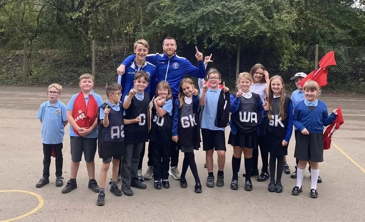 Danny Whitehall and Fin Shrimpton visit Gunness and Burringham Primary School