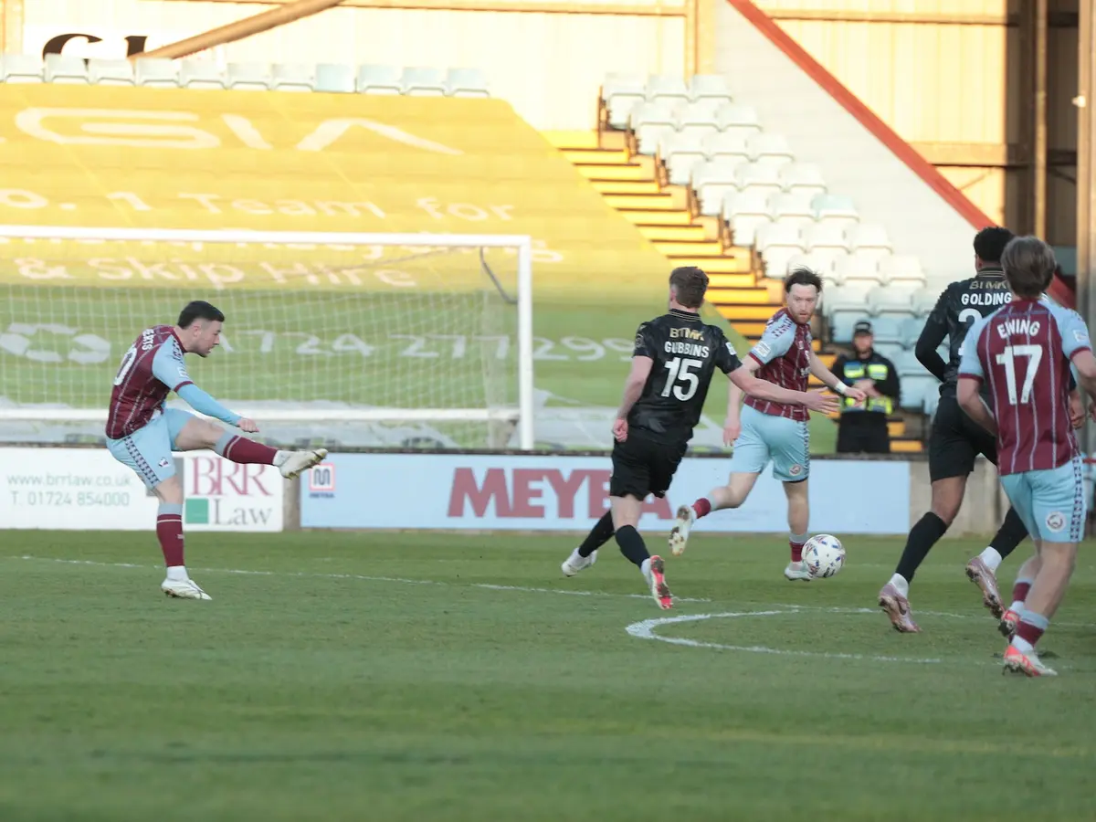 Report: Iron 1-0 Southend United