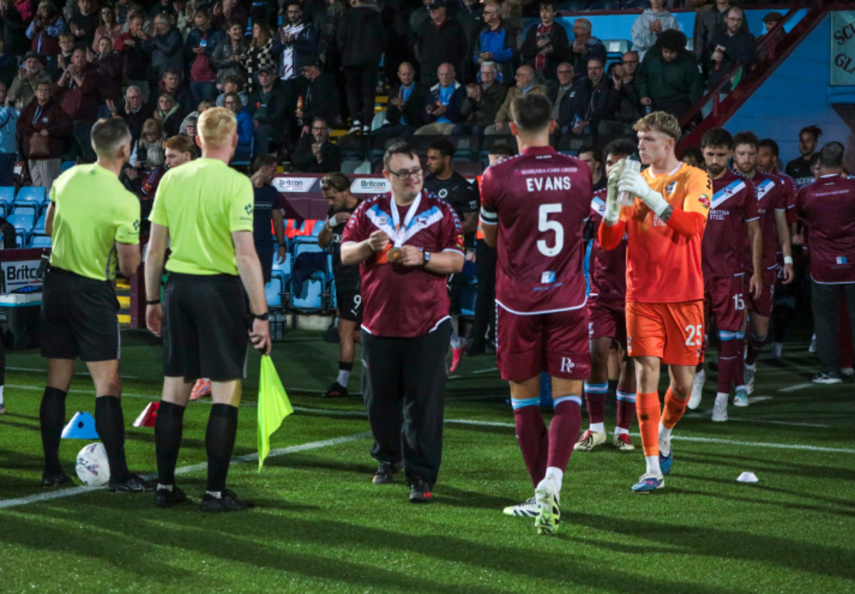 Gallery: Boreham Wood (H) - Steve Hope — photo 8