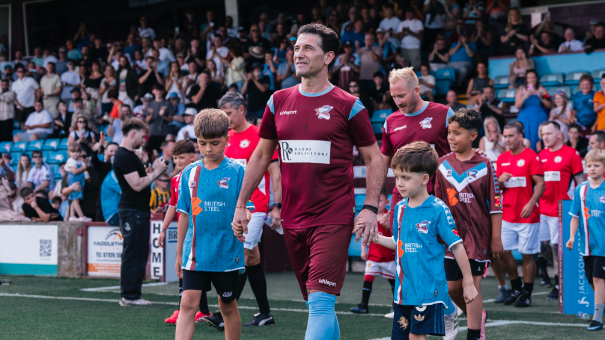 Gallery: Iron Legends v Manchester United Legends - Michael AC Braithwaite — photo 40