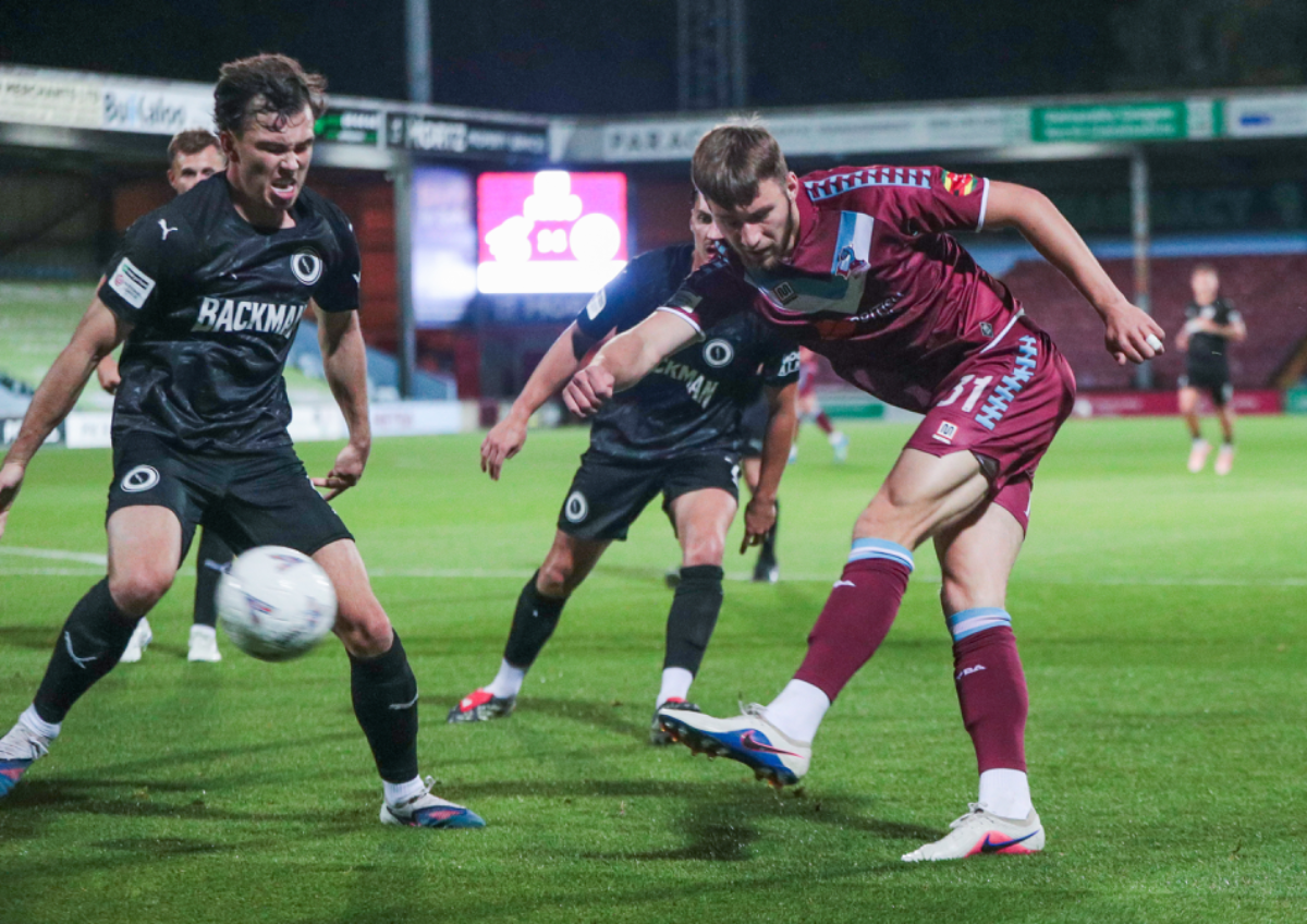 Gallery: Boreham Wood (H) - Steve Hope — photo 82