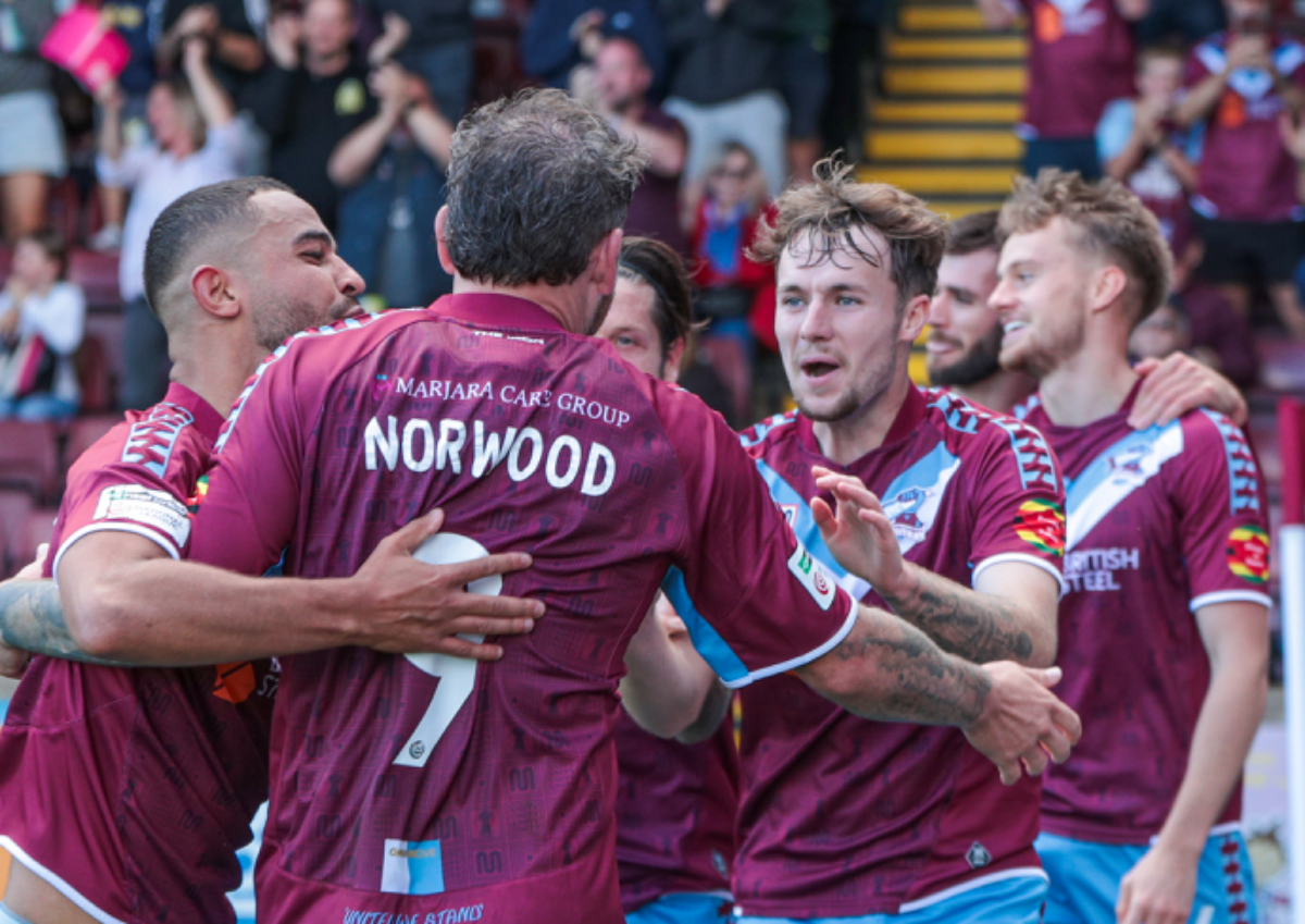 Gallery: Hartlepool United (H) - Steve Hope — photo 111