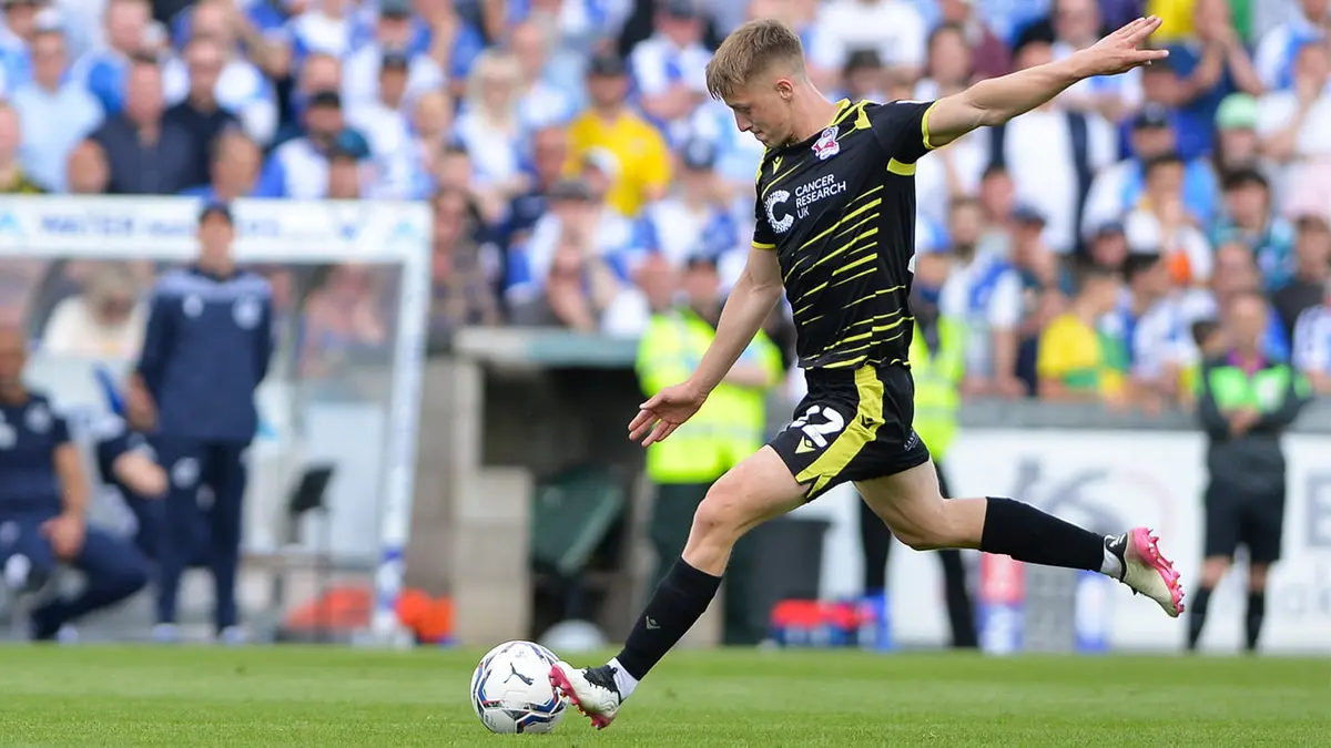 Shrimpton talks about extending his stay with the Iron