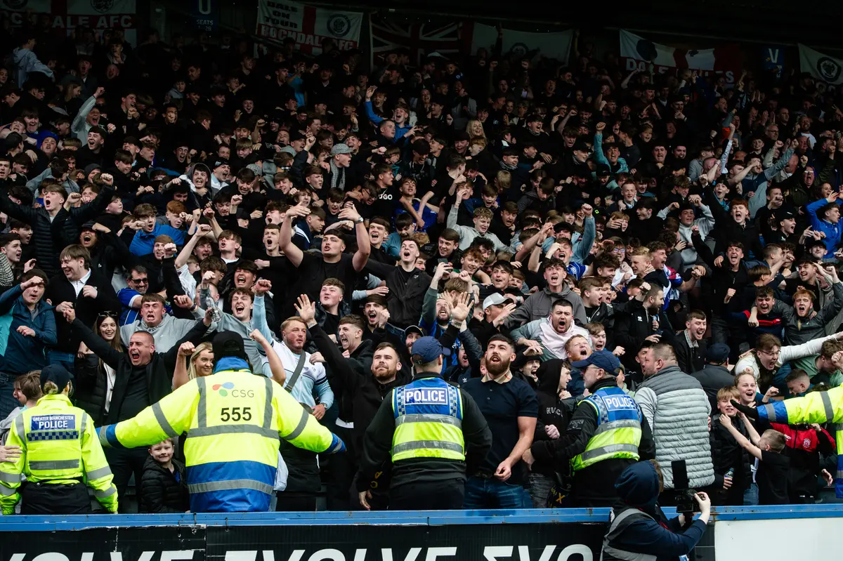 Gallery: Rochdale (A) - Dan Haswell