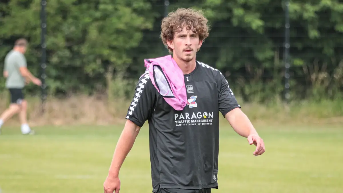 Versatile defender Oli Rose joins Spalding United on initial month long loan