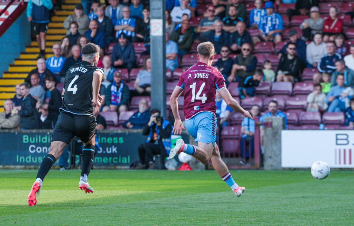 Gallery: Hartlepool United (H) - Steve Hope — photo 40