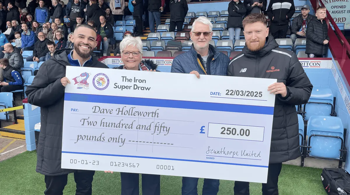 Dave Holleworth takes first prize in latest Iron Super Draw